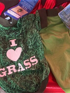 I Heart Grass Dog Tee - Green Grass Print
